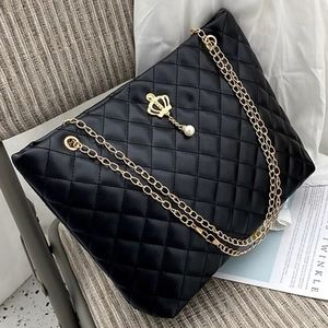 Women's Large Capacity Chain Tote Bag, Quilted Crown Decor Shoulder Bag